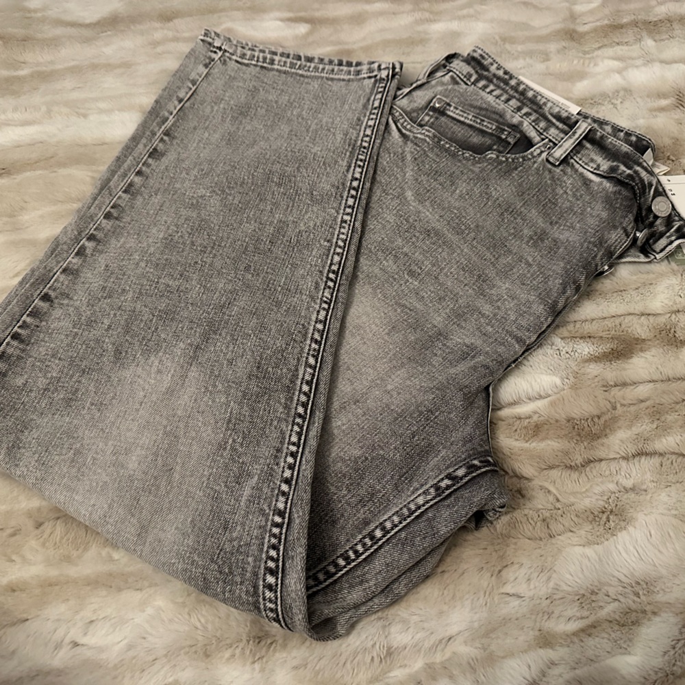 H&M mom jeans
